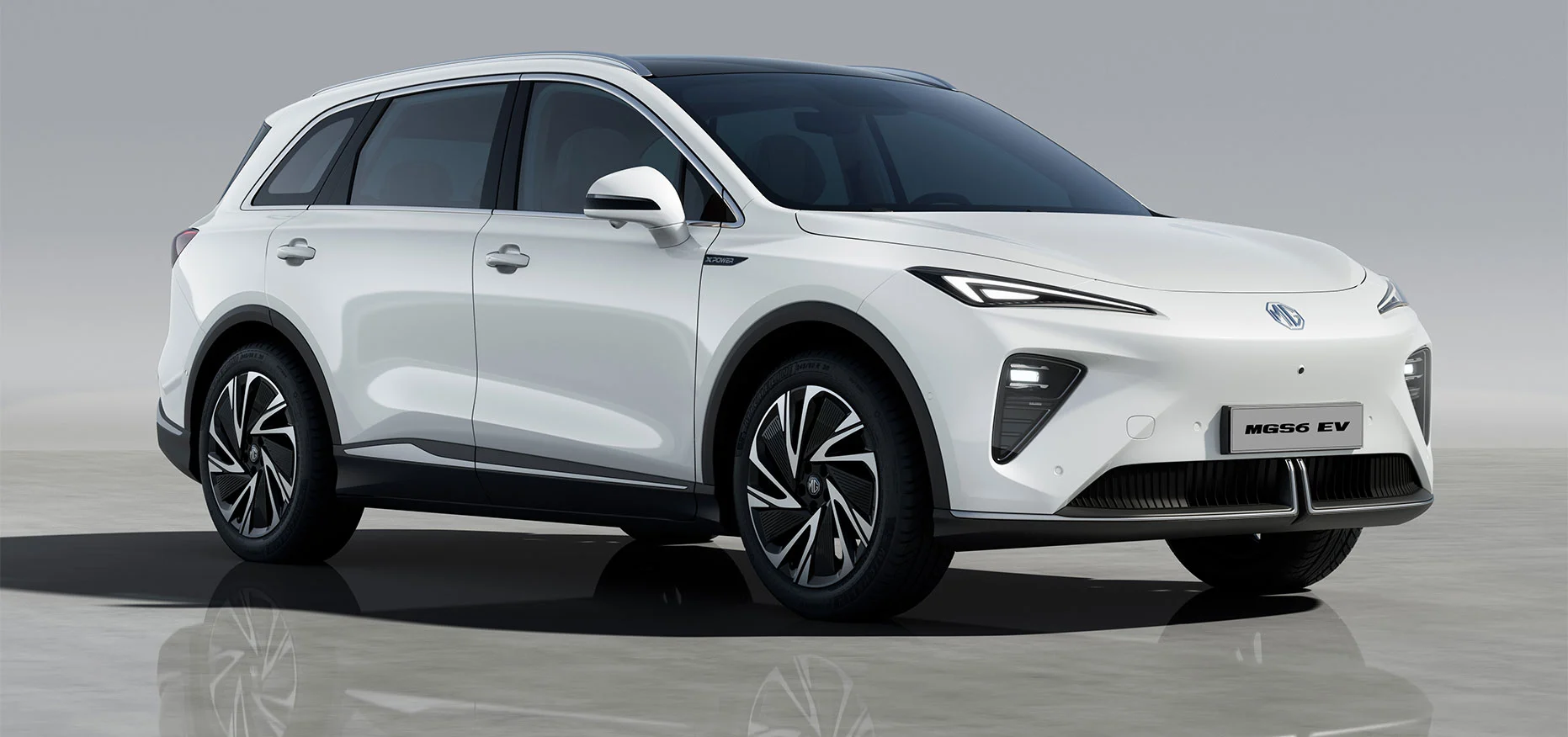 Powerfully Elegant SUV